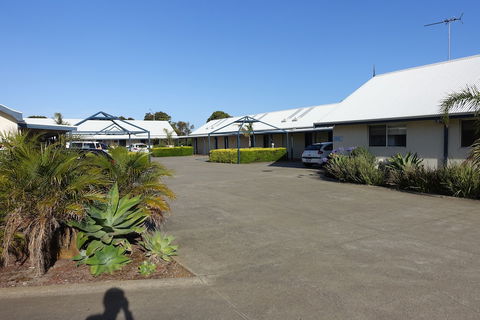 Torquay Tropicana Motel - Holiday Sunshine Coast 4