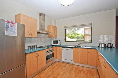 Cosmopolitan Apartments - Sunshine Coast Tourism 1