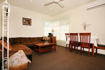 Lisson Holiday Rental - Holiday Sunshine Coast 0
