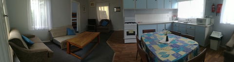Anchorage Holiday Units - Holiday Sunshine Coast 2