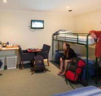 Adventure Backpackers Port Lincoln - Holiday Sunshine Coast