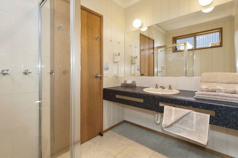 Ararat Motor Inn - Holiday Sunshine Coast 6
