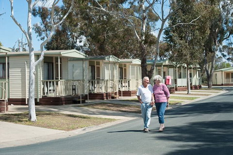 NRMA Echuca Holiday Park - Holiday Sunshine Coast 1