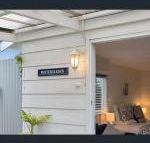 Wintergarden Beach Cabin - Holiday Sunshine Coast