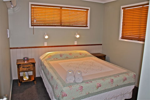 Barcaldine Country Motor Inn - Sunshine Coast Tourism 5