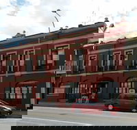 Mandelson's of Goulburn - Holiday Sunshine Coast