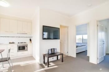 Werribee Short Stay Villas & Accommodation - Holiday Sunshine Coast 3