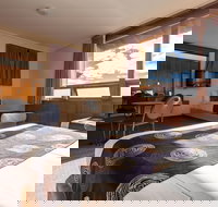 Black Buffalo Hotel - Sunshine Coast Tourism