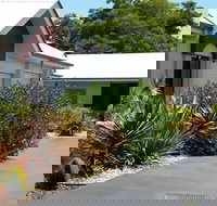 Annand Mews Serviced Apartments - Holiday Sunshine Coast