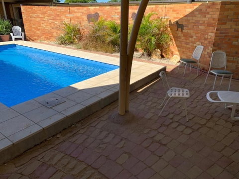 Jumbuck Motel - Sunshine Coast Tourism 2