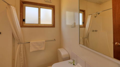 Cobar Caravan Park - Sunshine Coast Tourism 5