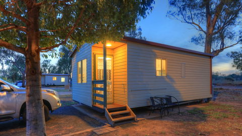 Cobar Caravan Park - Sunshine Coast Tourism 3