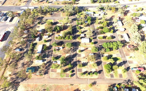 Cobar Caravan Park - Sunshine Coast Tourism 1