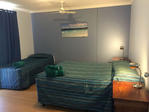 Driftwood Apartments - Holiday Sunshine Coast 0