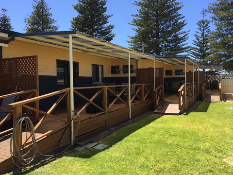 Driftwood Apartments - Holiday Sunshine Coast 4