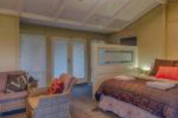 Stratham WA Sunshine Coast Tourism