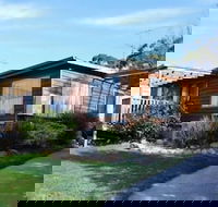 Gumnut Cottage - Holiday Sunshine Coast