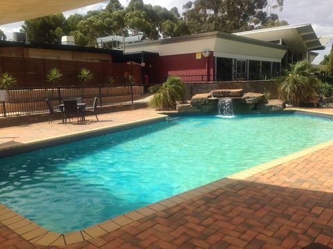 Renmark Resort - Holiday Sunshine Coast 2