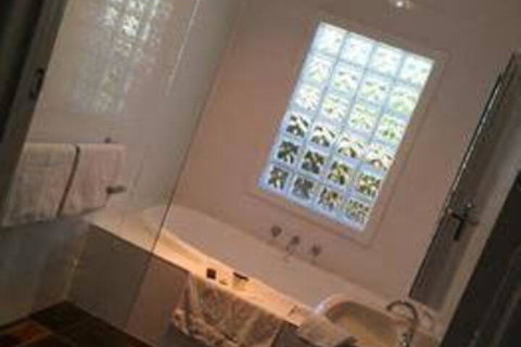 Queenscliff Hotel - Holiday Sunshine Coast 5