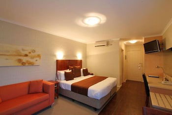 Euston Club Motel - Holiday Sunshine Coast 2