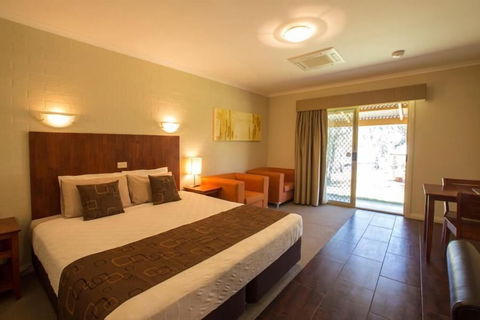Euston Club Motel - Holiday Sunshine Coast 4