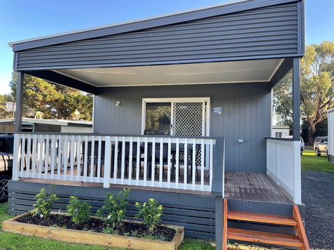 Victor Harbor Holiday & Cabin Park - Holiday Sunshine Coast 2