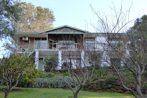 Sea Banksia - Sunshine Coast Tourism 1
