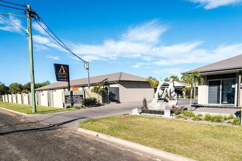 Athena Studio Units - Holiday Sunshine Coast 6