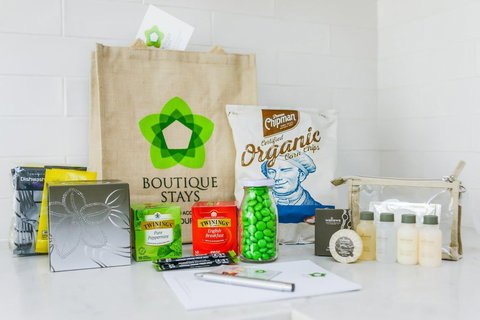 BOUTIQUE STAYS - Wellington Mews - Sunshine Coast Tourism 2