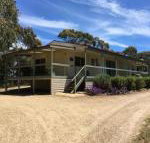Cabernet Cottage - Sunshine Coast Tourism
