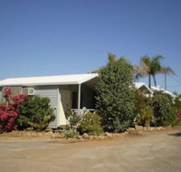 Banjo's Overnight  Holiday Units - Sunshine Coast Tourism