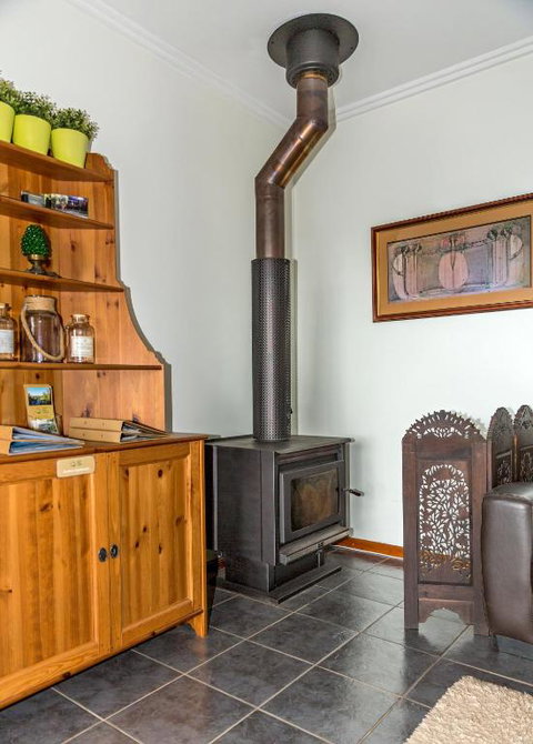 Tunnel Ridge Outlook - Holiday Sunshine Coast 1