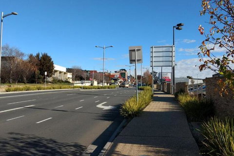 Hobart Villa - Sunshine Coast Tourism 3