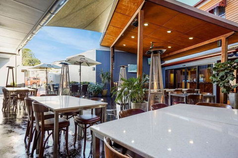 Yandina Hotel - Sunshine Coast Tourism 3