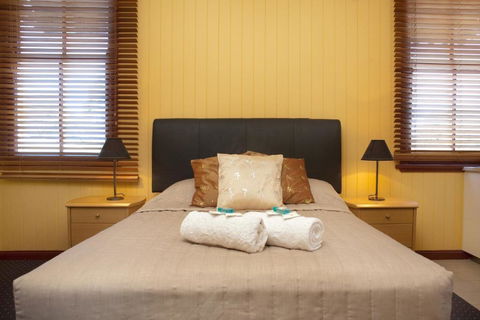 Yandina Hotel - Sunshine Coast Tourism 4