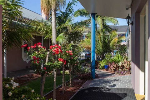 Shellharbour Village Motel - Holiday Sunshine Coast 4