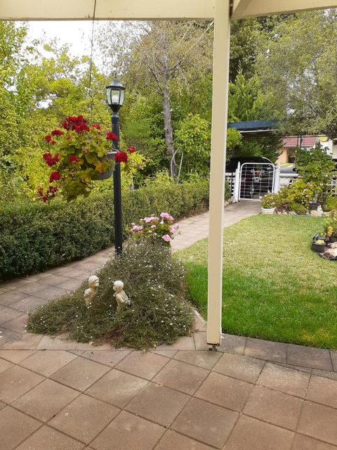 Travellers Rest B & B - Holiday Sunshine Coast 5