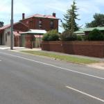 Bristol House Accommodation - Sunshine Coast Tourism 0