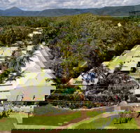 Coral Beach Lodge - Sunshine Coast Tourism