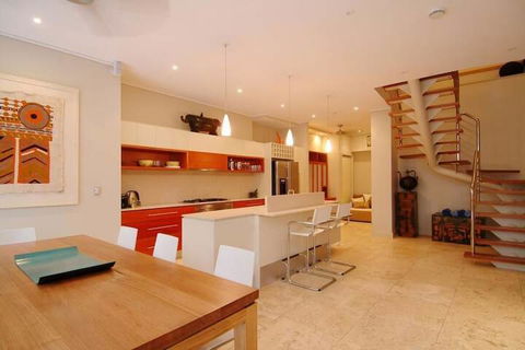 Latitude 16 On Grant St - Sunshine Coast Tourism 4