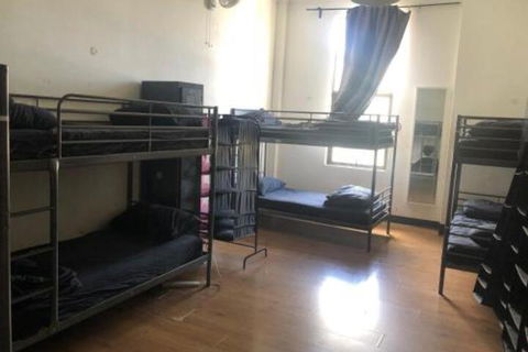 EBS Sydney Hostel - Holiday Sunshine Coast 4