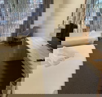 Roxby Downs Motor Inn - Holiday Sunshine Coast