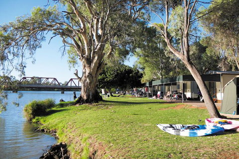 Riverbend Caravan Park Renmark - Sunshine Coast Tourism 4