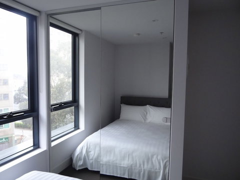 Amazing Accommodations South Yarra - Sunshine Coast Tourism 5