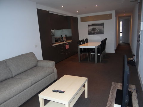 Amazing Accommodations South Yarra - Sunshine Coast Tourism 4