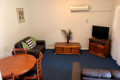 Abbey Apartments - Holiday Sunshine Coast 0