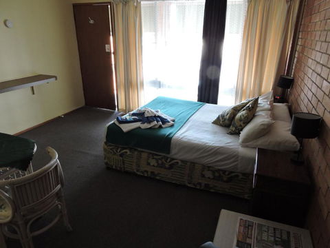 Pacific Motor Inn - Holiday Sunshine Coast 2