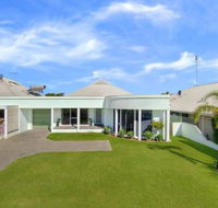 Busselton Beach Resort - Sunshine Coast Tourism