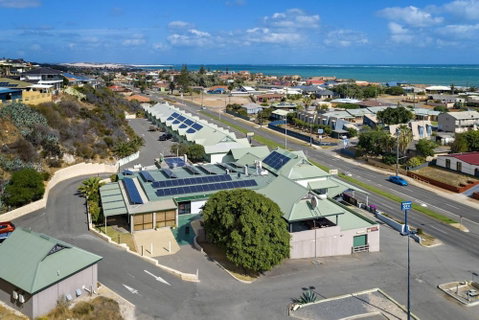 Geraldton Motor Inn - Holiday Sunshine Coast 0