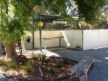 Longbeach Apartments Coffin Bay - Sunshine Coast Tourism 6
